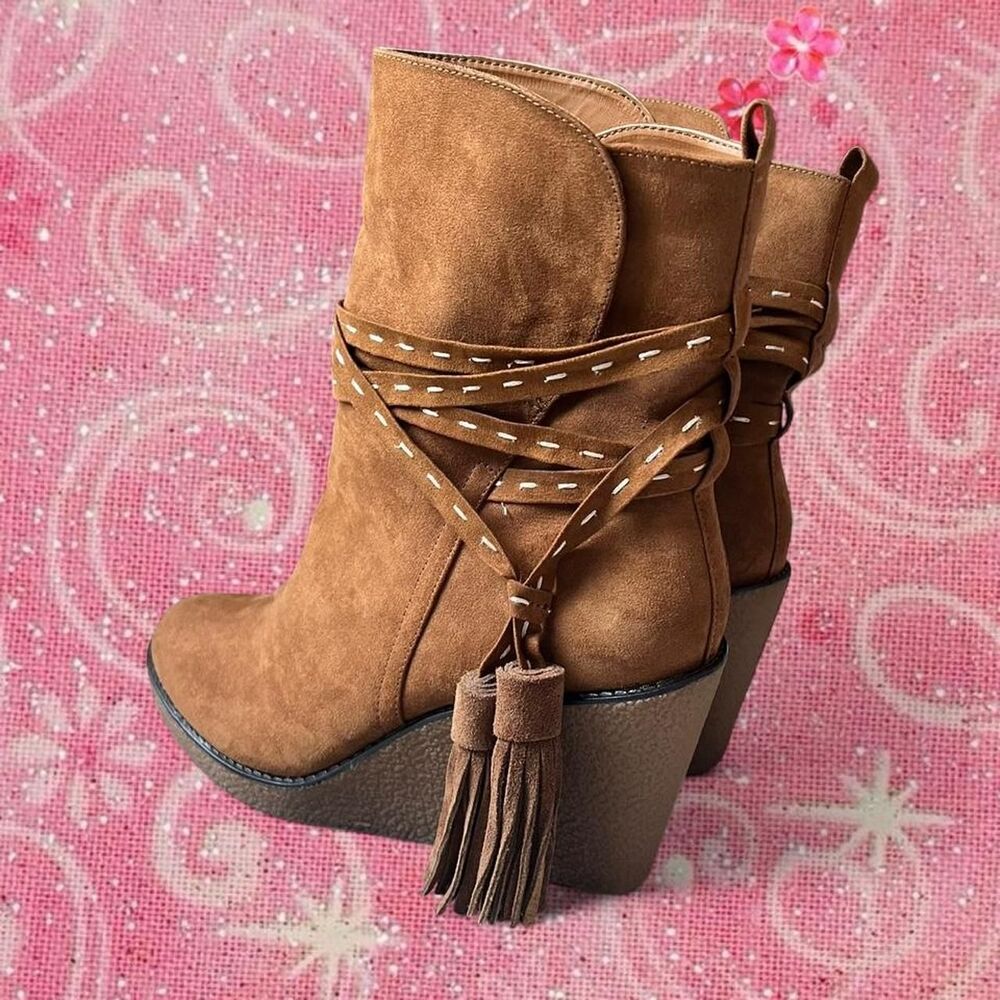 Unionbay Tan Suede Fringe Wedge Boots Boho Western Festival Y2K Hidden Wedge